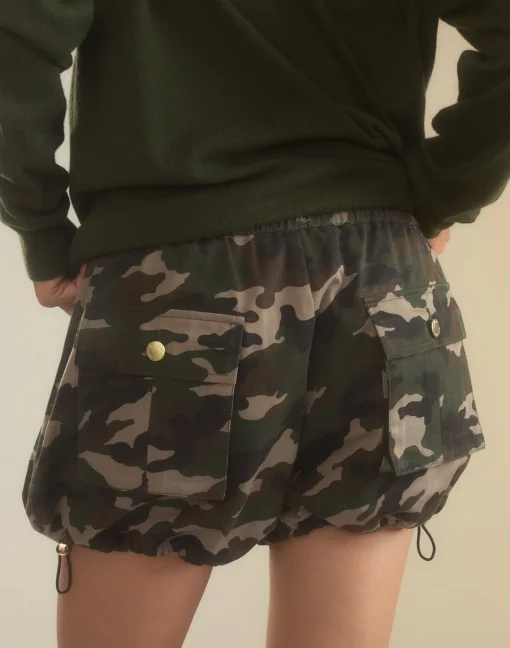 Cynthia Rowley Undercover Cargo Shorts GRNCAM Best